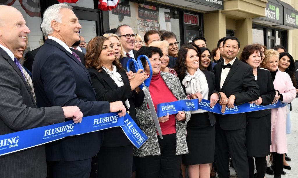 Flushing Bank Opens New Branch in Hicksville