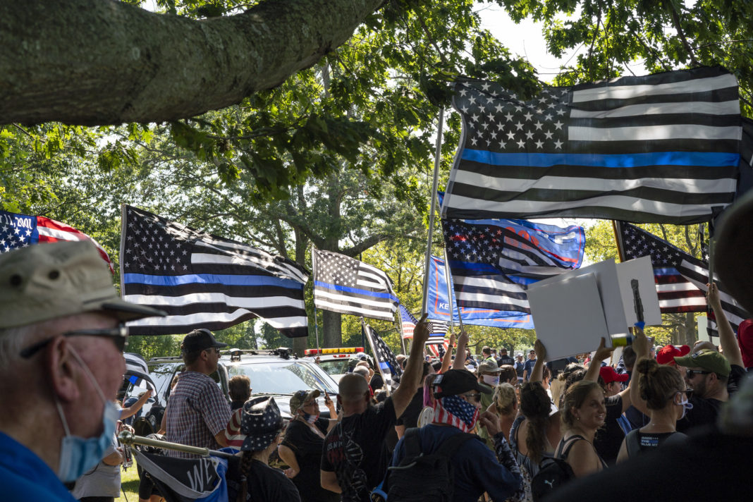 Massive Turnout for Eisenhower Park Back the Blue Rally