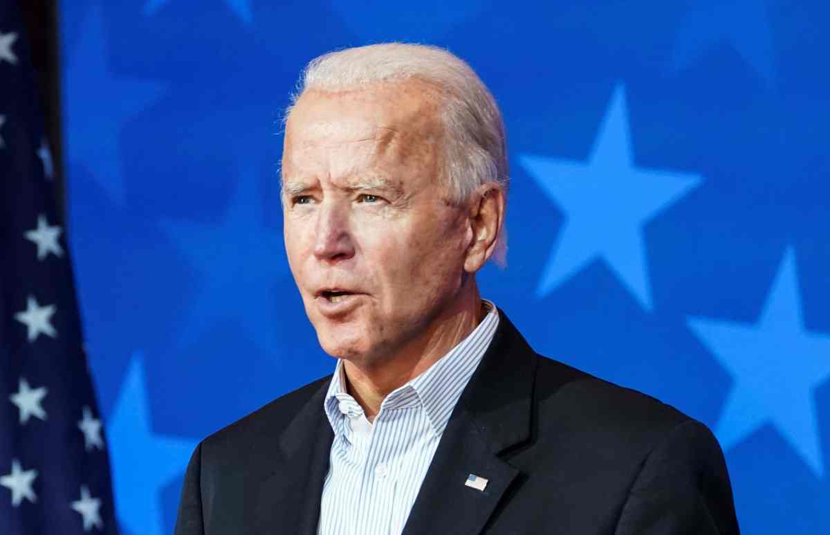 2020-11-05T212906Z_1028134639_RC29XJ996KC0_RTRMADP_3_USA-ELECTION-BIDEN (1)