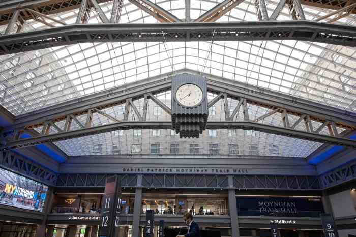 train hall at penn station