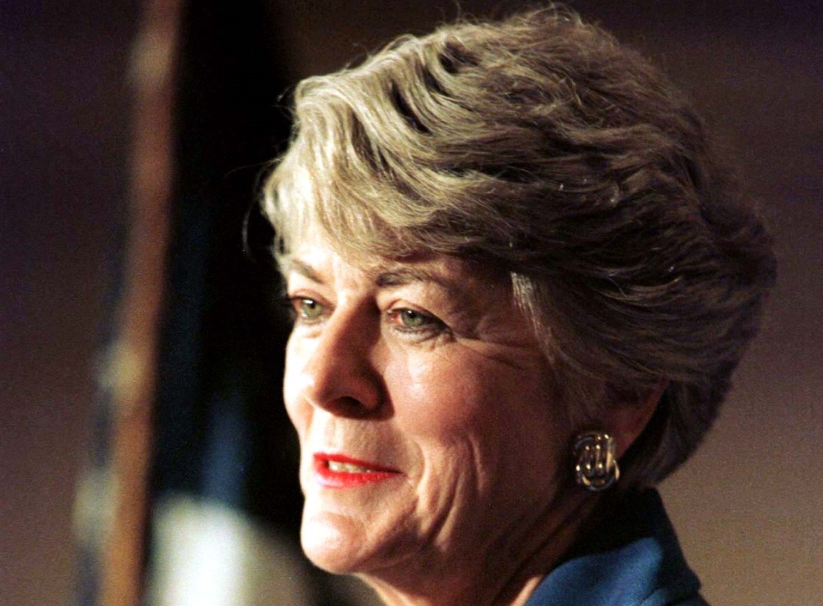 Former Democratic vice presidential candidate Geraldine Ferraro announces that she will seek her par..