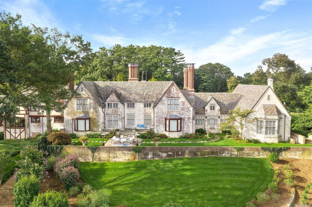 Historic Mill Neck Mansion on the Harbor Asks $27M