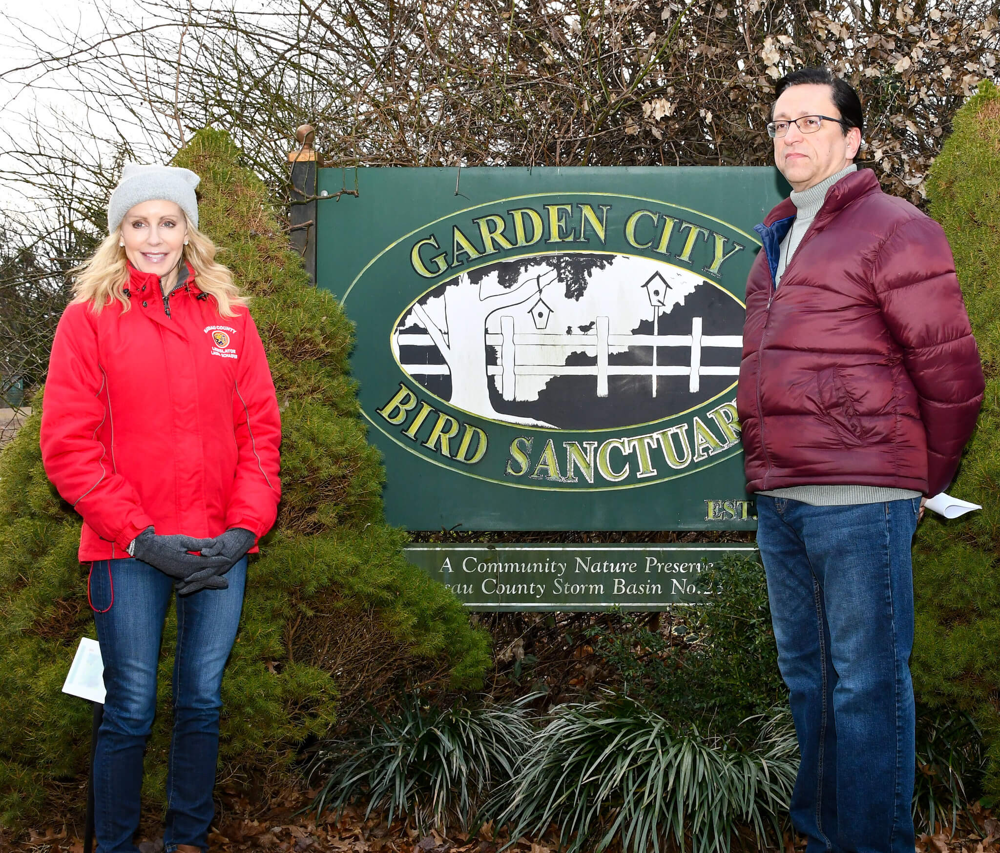 Garden City NY, Village Hall sign, Garden City is not a cit…