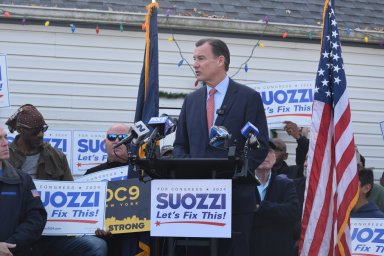 Tom Suozzi