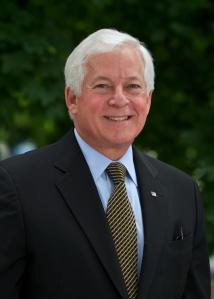 Assemblymember Charles Lavine Headshot