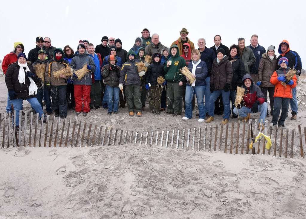 JV,ADM,RMA,JJS-Dune Grass Planting