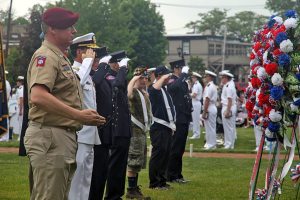 The salute to the wreaths