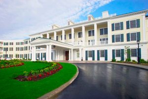 Atria at Roslyn Harbor, home to the Landmark’s Society’s Holiday Party