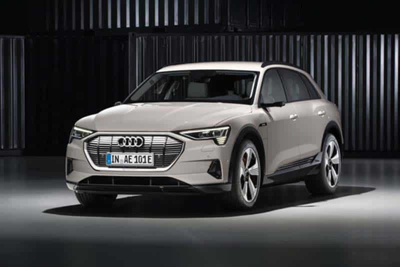 19_Audi_E-Tron-620×414