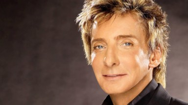 Barry_ManilowB_032115