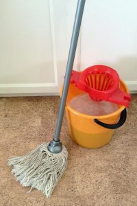 Column.CleanFloors 080720 Web.Mopping 681x1024 1