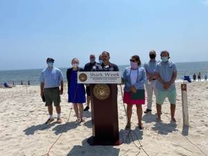 Oyster Bay SharkPresser