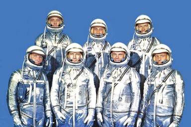 RightStuff_Original_7_Astronauts_in_Spacesuits_-_GPN-2000-001293c