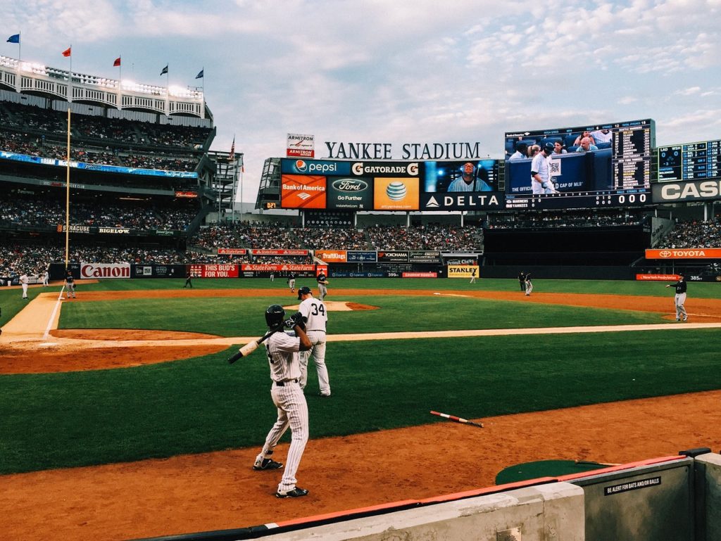 baseball-field-1081692_1280