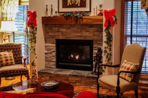 fireplace-558985_640