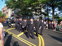 floralpark 2012 07 fp fire parade 5