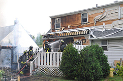 hicksville 2012 08 garage fire 4