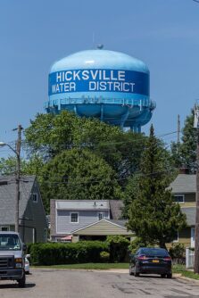 Hicksville New York water tower