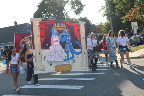 Levittown DAHS Homecoming 1 500x334 1