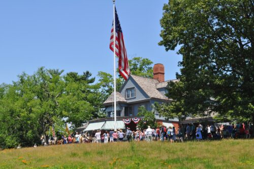 Sagamore Hill Visitors 500x332 1