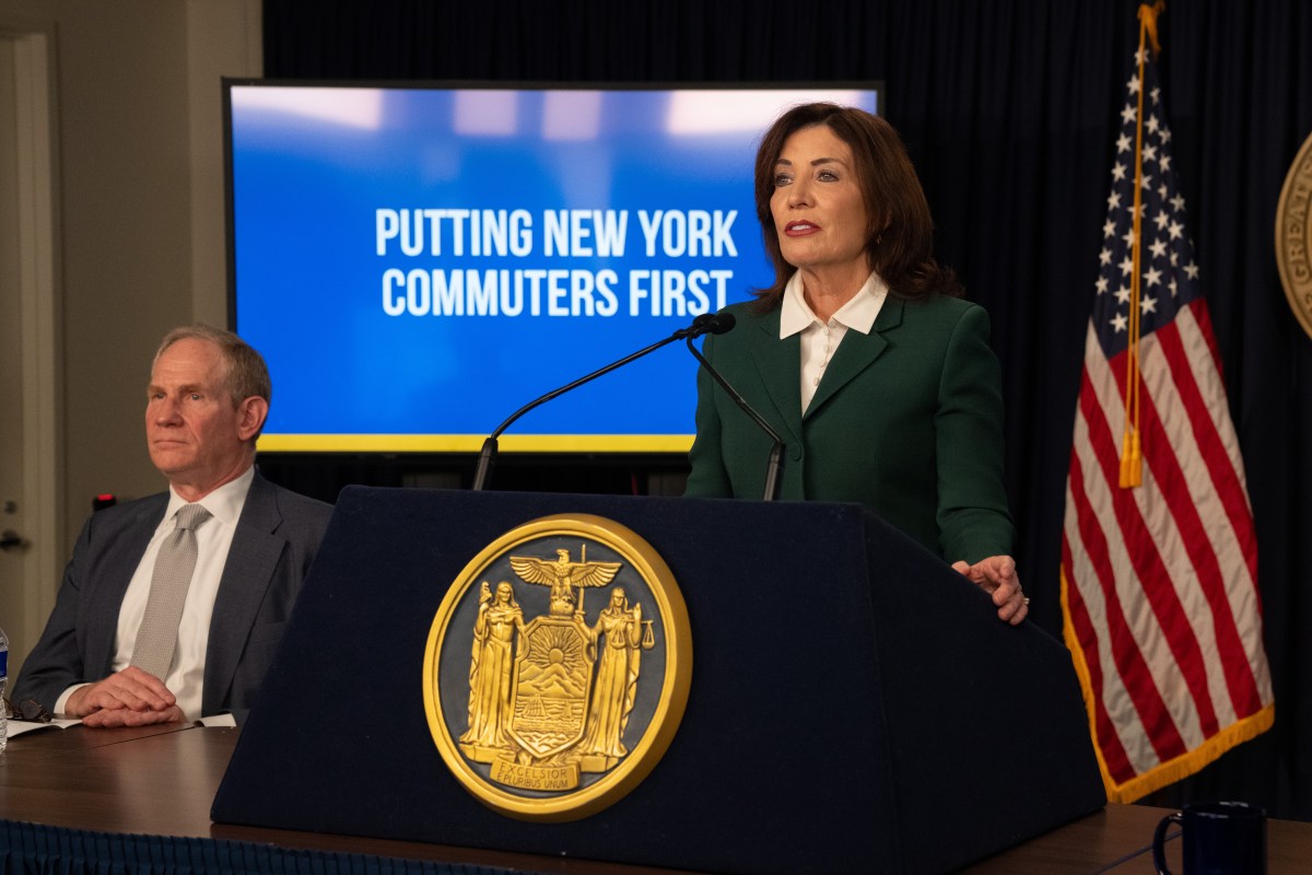 Gov. Kathy Hochul announces congestion pricing will be implemented in New York City starting Jan. 5