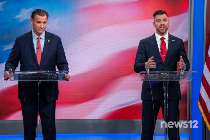 News 12 NY 3 Rep. Suozzi vs LiPetri Debate Oct.8 14 690x460 1