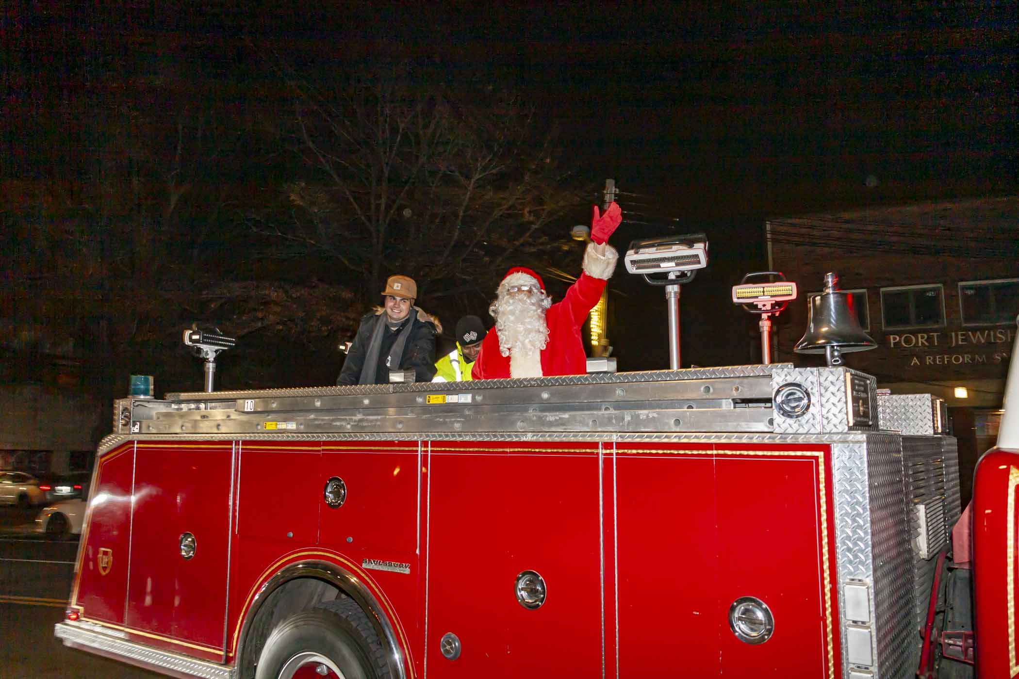 manorhaven menorah lighting christmas holiday