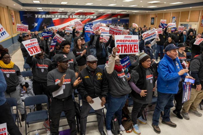 Costco union members across Long Island held a show of force on Jan. 18.