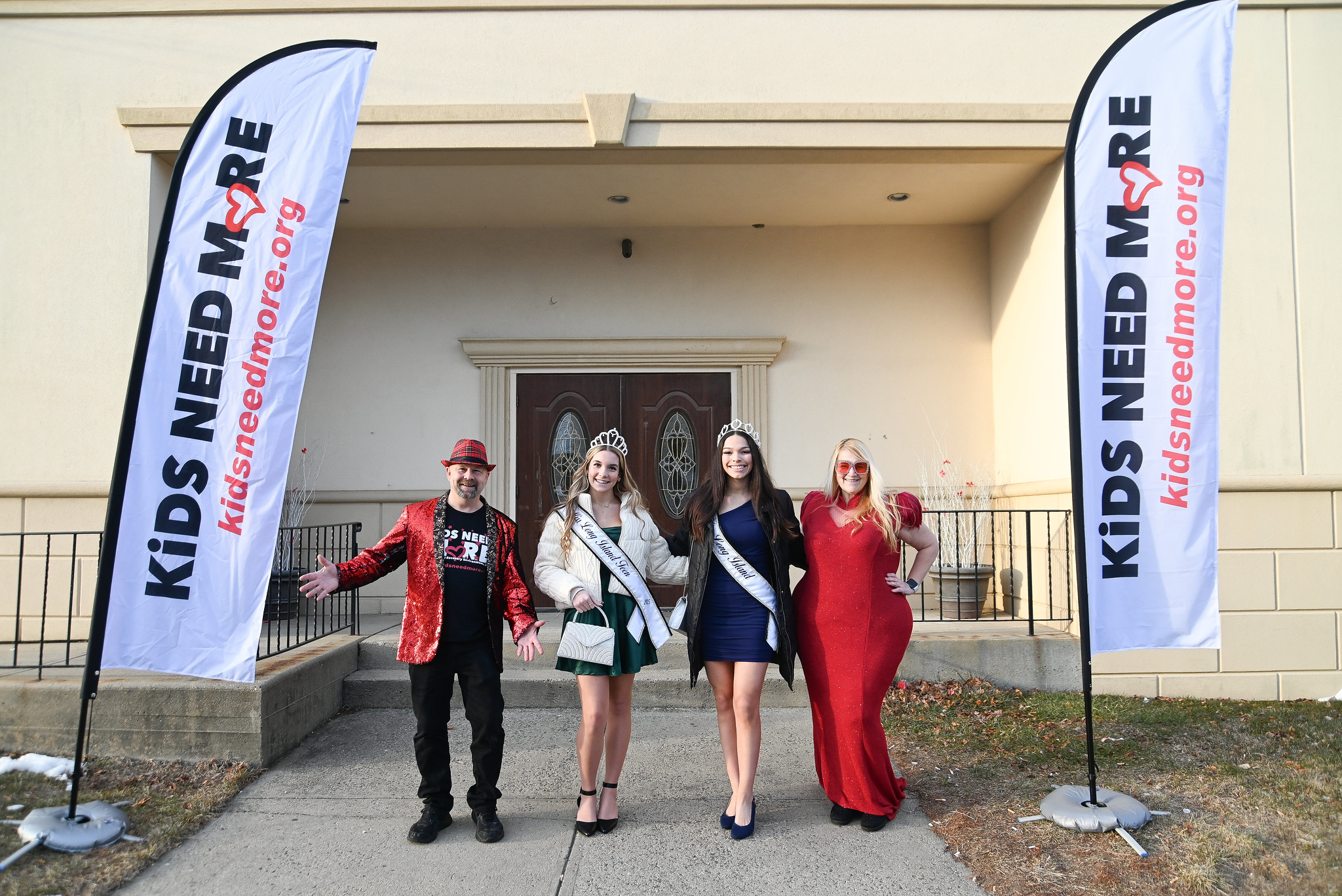 Kids Need More founders Johnny Ray, left, and Melissa Firmes-Ray, right, were joined by Miss Long Island 2025 Kristen Rosario and Miss Long Island Teen 2025 Adrianna Lane in the queens' first official appearance of the year.