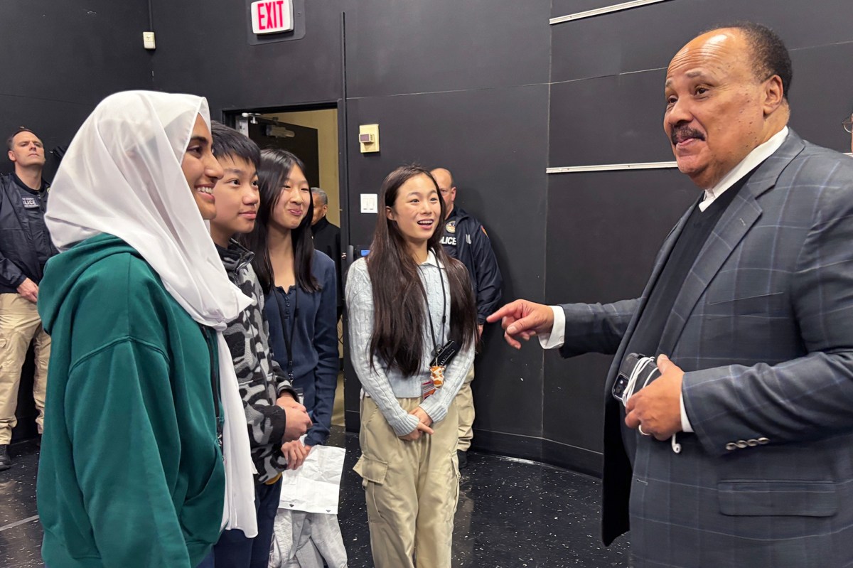 Martin Luther King III speaks with Great Neck students