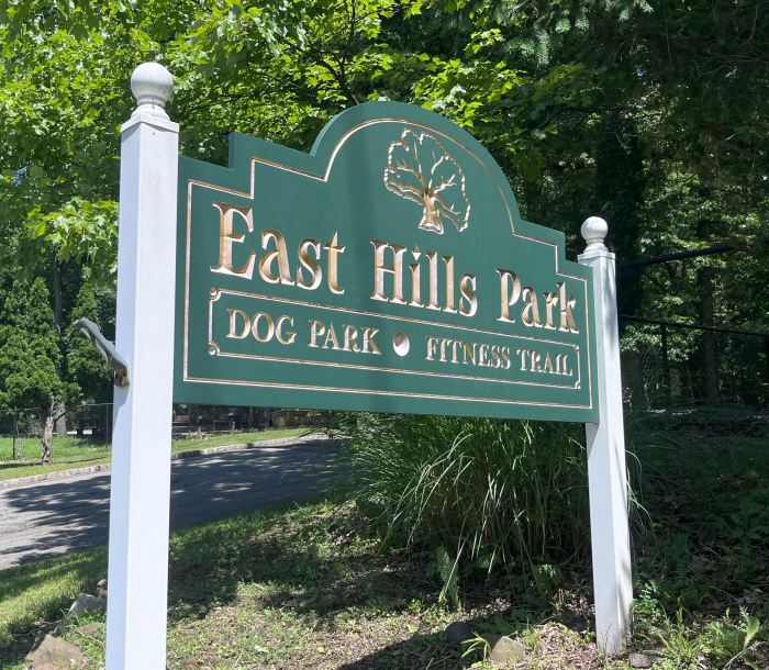 sign for East Hills Park