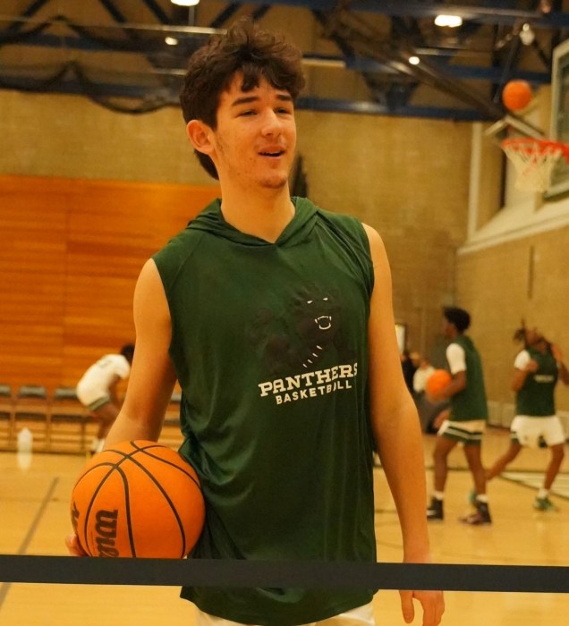 Anthony DeSando, a shooting guard for SUNY Old Westbury Basketball team.