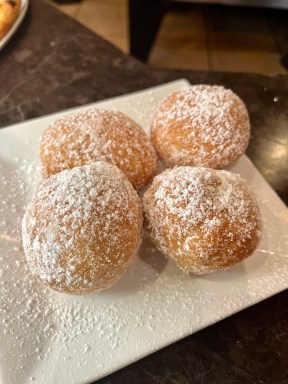 zeppoles