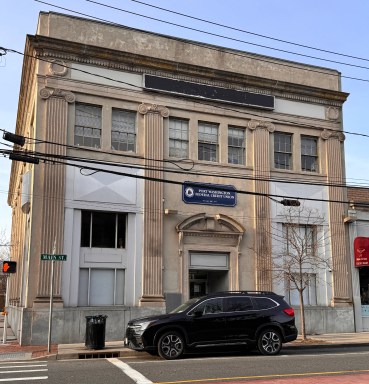 The Port Washington Federal Credit Union recently moved into the former Bank of America building at 79 Main Street in Port Washington.