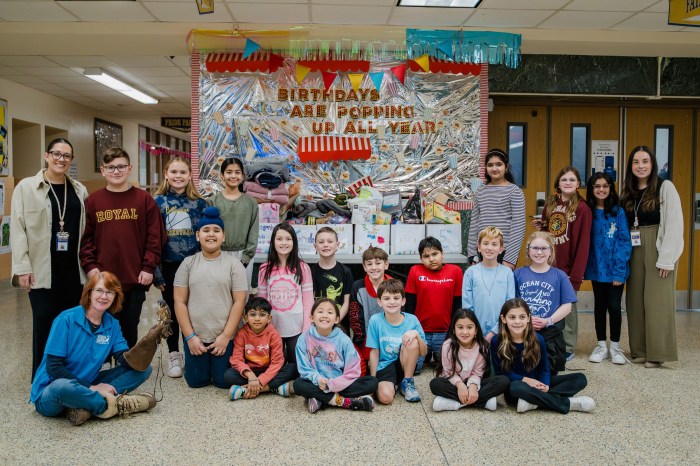 On Feb. 28, members of the student council had the opportunity to meet representatives from the Wildlife Center and personally assist in loading donated items into their vehicles.